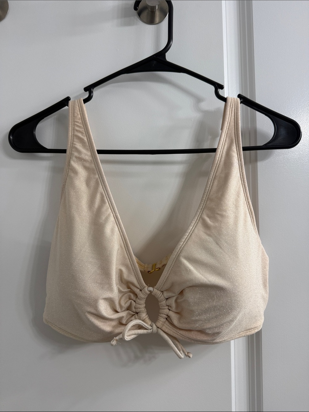 Shade & Shore Neutral Cream Ruched Keyhole Bikini Top